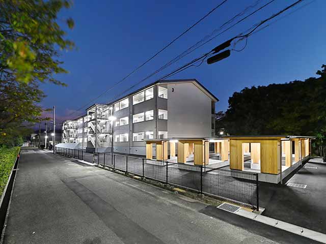 松山刑務所職員宿舎新営　夜景 北西面